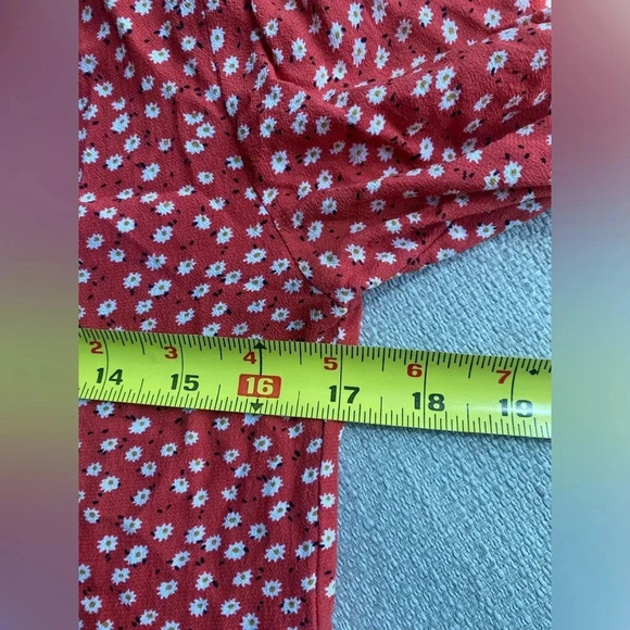 Rails Dress Women’s Small Everly Carmine Daisies Mini Tiered Flowy Floral - Picture 12 of 13